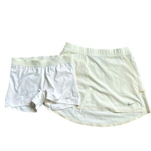 Nike Wome’s White Golf Dri-Fit Skirt and Under Shorts size small